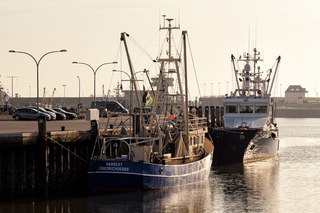Hafen im Sonnenuntergang